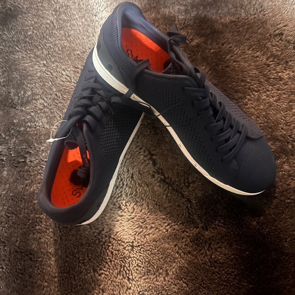 Men’s Swims shoes size 11 navy blue